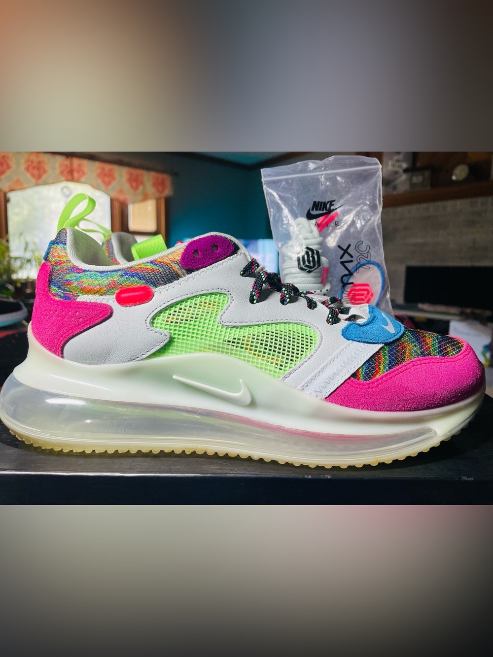 Nike Air Max 720 OBJ
Odell Beckham Jr Young King of The Drip
9M-10.5W